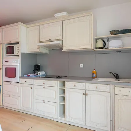 Apartment La Rochelle Saint-Simon-de-Bordes